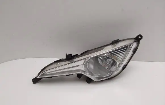 Hyundai i40 Front fog light 922013Z010