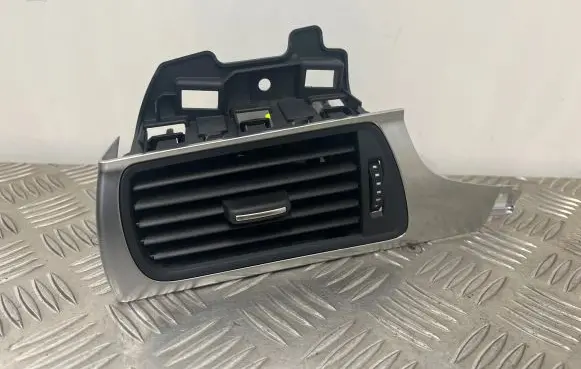 Audi A6 S6 C7 4G Dashboard side air vent grill/cover trim 4G1820901