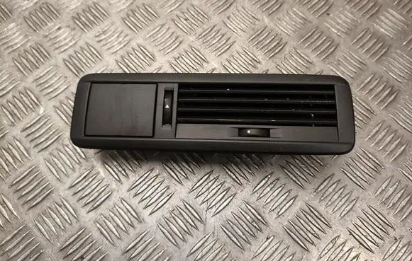Mercedes-Benz Vito Viano W447 Rear air vent grill A4478306900