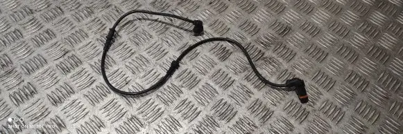 Mercedes-Benz CLS C218 X218 ABS brake wheel speed sensor A2125402505
