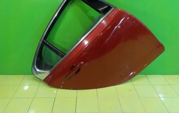 Jaguar XE Rear door PRAWY
