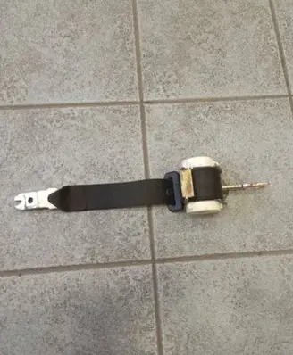 BMW 7 E65 E66 Rear seatbelt 33005895 33035173