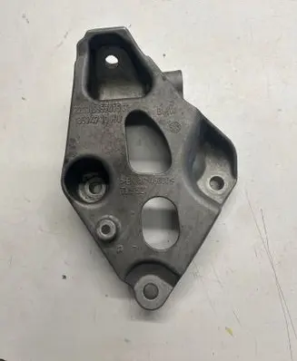 BMW 3 F30 F35 F31 Engine mounting bracket 6859415 18574710