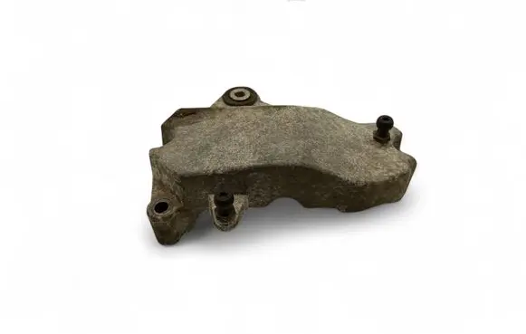 Mercedes-Benz CLA C117 X117 W117 Engine mounting bracket A2702230002