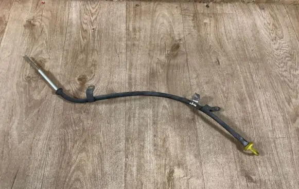 Opel Insignia A Oil level dip stick GM55567355