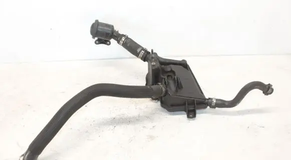 Land Rover Evoque I Oil breather separator 9675994880