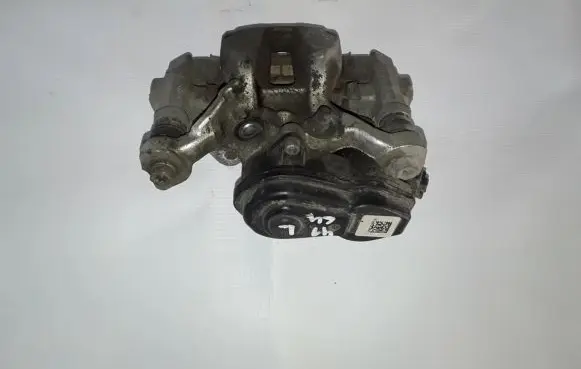 Suzuki Swace Rear brake caliper 4785047111