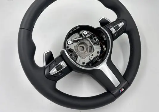 BMW X6 F16 Steering wheel