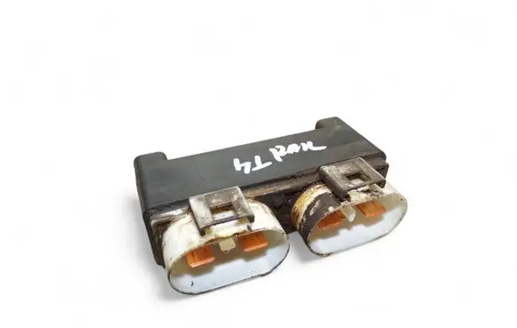 Volkswagen Transporter - Caravelle T4 Coolant fan relay 701919506
