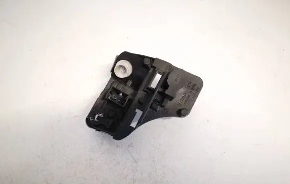 Volkswagen Touran II Tail light bulb cover holder 176452r