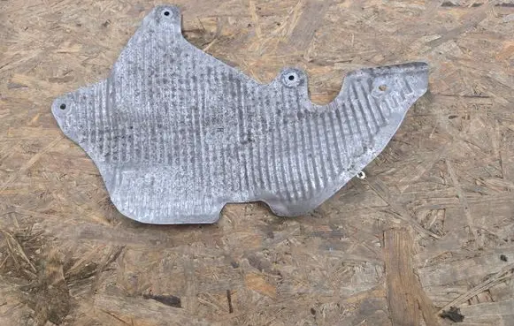 Porsche Panamera (971) Exhaust heat shield 971825729
