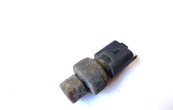 Air conditioning (A/C) pressure sensor