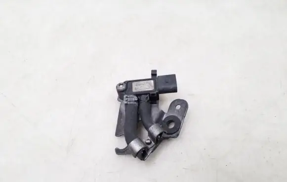Volkswagen Tiguan Exhaust pressure sensor 076906051A
