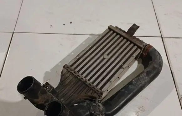 Opel Zafira A Intercooler radiator 24406701DE1