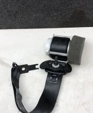 Peugeot 308 Rear seatbelt 33017492 98087918XX