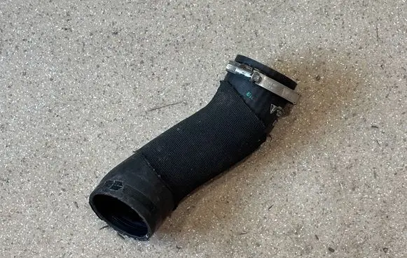 Porsche Macan (95B) Intercooler hose/pipe 95B145993G