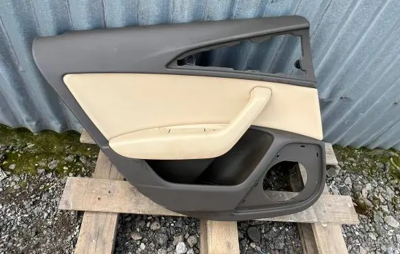 Audi A6 C7 Rear door card panel trim 4G0867305