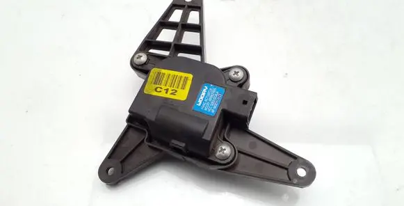 Hyundai Santa Fe Air flap motor/actuator AB19620000 D266DC4LA