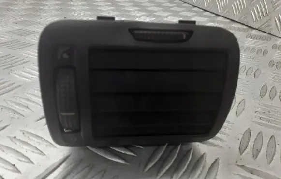Volkswagen PASSAT B5.5 Dashboard side air vent grill/cover trim 3B0819703D