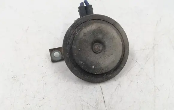Volkswagen Fox Horn signal 057574
