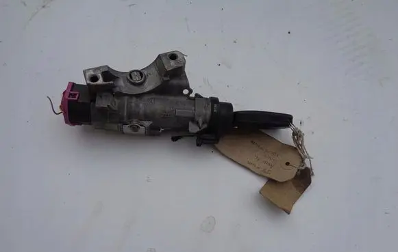 Audi A4 S4 B7 8E 8H Ignition lock 4B0905851G