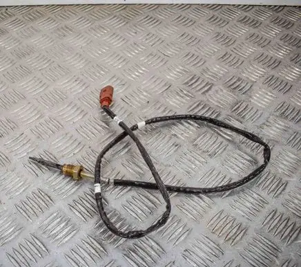 Audi A3 S3 8V Oil temperature sensor 04L906088DA