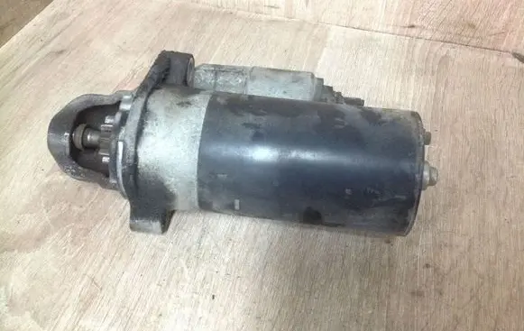 Audi A6 S6 C6 4F Starter motor