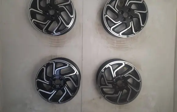 Suzuki Ignis R16 alloy rim 43210-62RA0