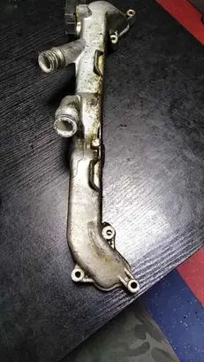 BMW 7 E38 Engine coolant pipe/hose 17022009