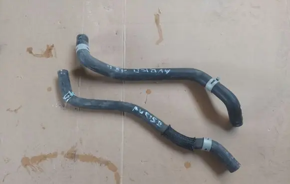 Toyota Auris E180 Engine coolant pipe/hose