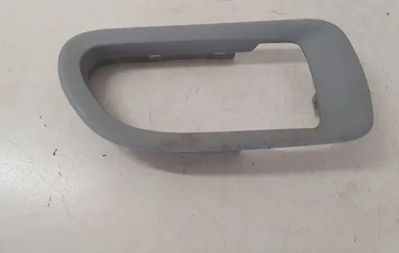 Subaru B9 Tribeca Other rear door trim element 