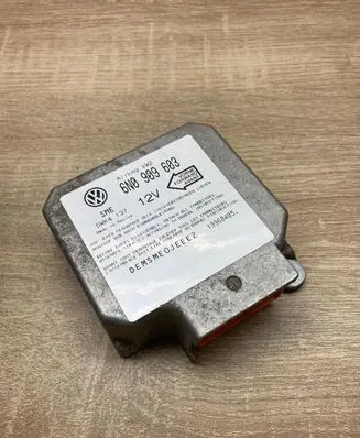 Volkswagen Golf III Airbag control unit/module 6N0909603 5WK4137