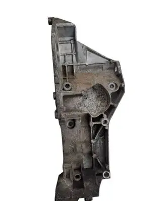 Volkswagen Golf IV Engine mounting bracket 038903143A