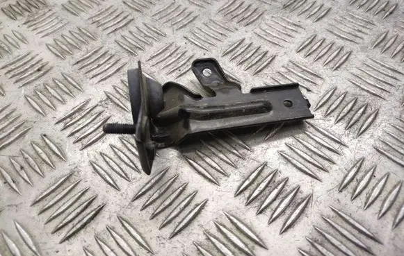 KIA Sorento Radiator support slam panel bracket 