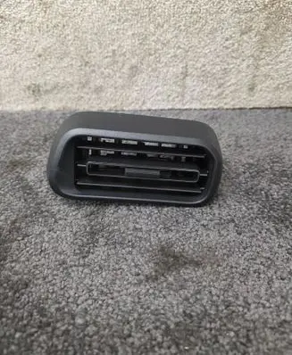 Citroen Berlingo Dashboard side air vent grill/cover trim GEO046589 MOU023003