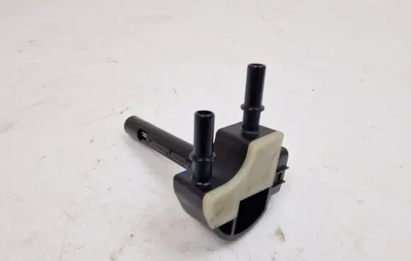 Nissan Qashqai Fuel filter heater F30010000