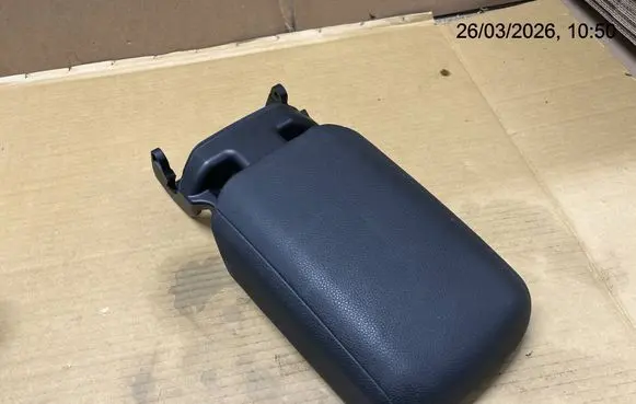 Porsche Macan (95B) Armrest 
