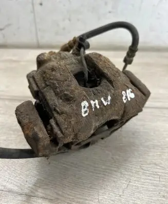 Rear brake caliper