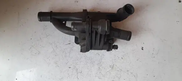 Citroen Berlingo Thermostat housing 9670253780 042651
