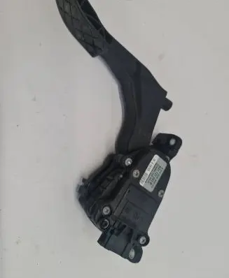 Skoda Fabia Mk1 (6Y) Accelerator throttle pedal 6Q1721503B 6PV00849501