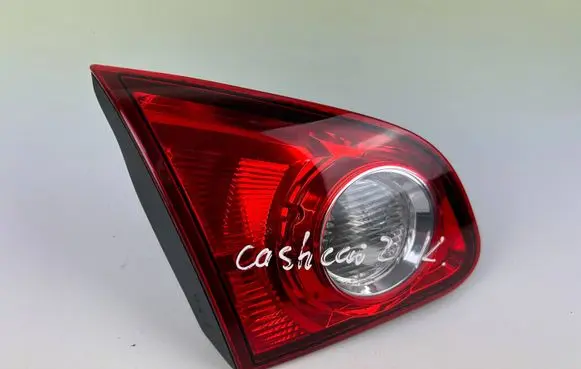 Nissan Qashqai Tailgate rear/tail lights 89071063