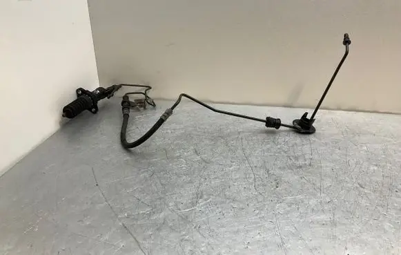 Clutch slave cylinder