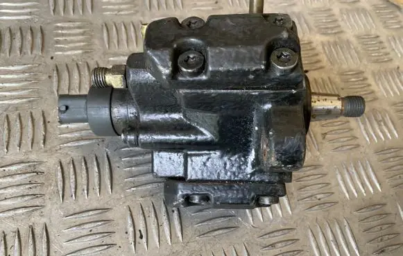 Fiat Stilo Fuel injection high pressure pump 0445010007 B03393