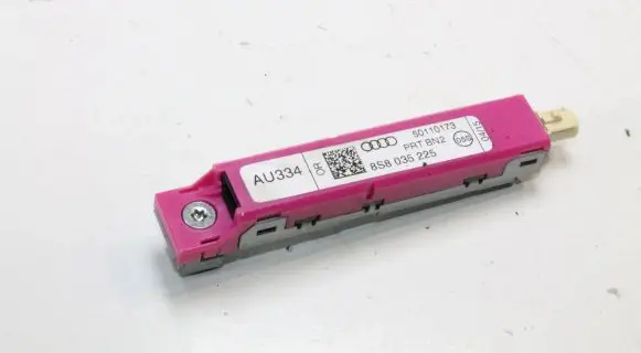 Audi TT TTS RS Mk3 8S Aerial antenna amplifier 8S8035225