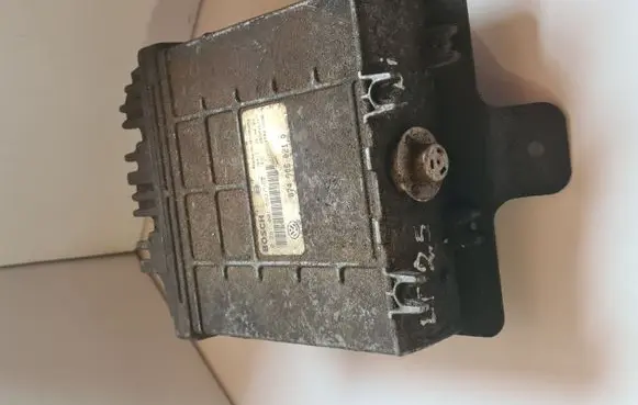 Volkswagen II LT Engine control unit/module 0281001593594 074906021Q