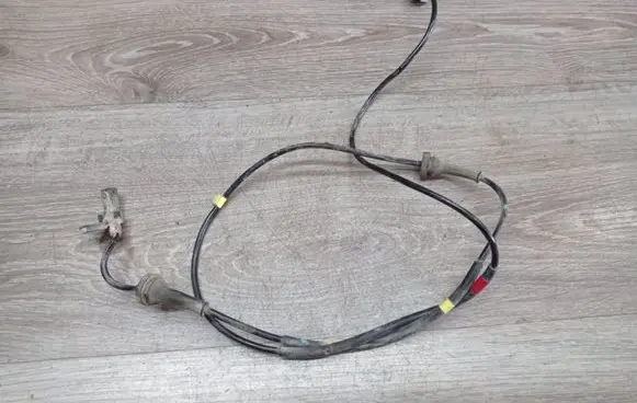 Volvo V70 ABS rear brake sensor 10071160373 3524256