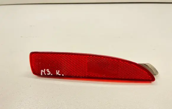 Mazda 3 I Rear tail light reflector