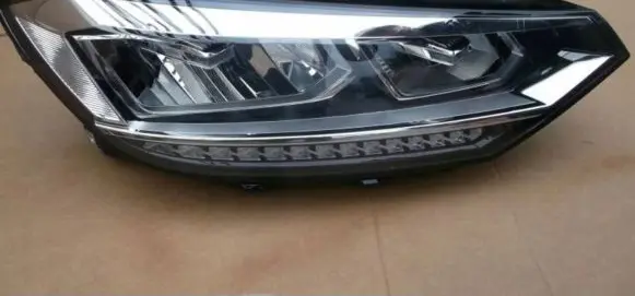 Volkswagen Touran III Headlight/headlamp