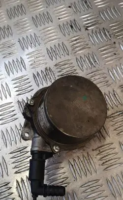 Volkswagen Phaeton Vacuum pump 057145100t