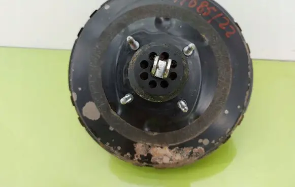 Peugeot Partner Brake booster 9681268480